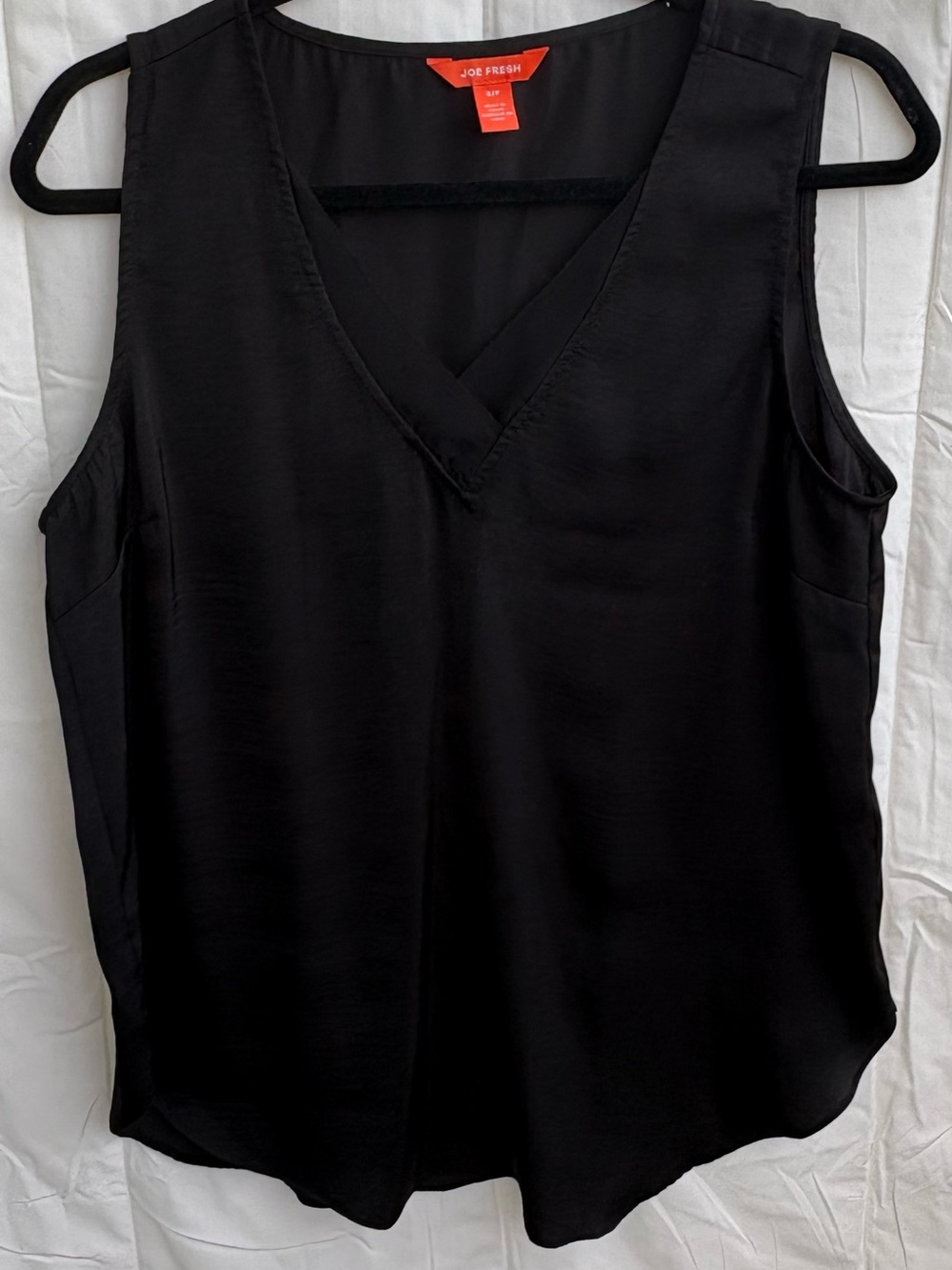 Joe Fresh Black V-Neck Silk-Look Sleeveless Camisole, Women’s, Size S.